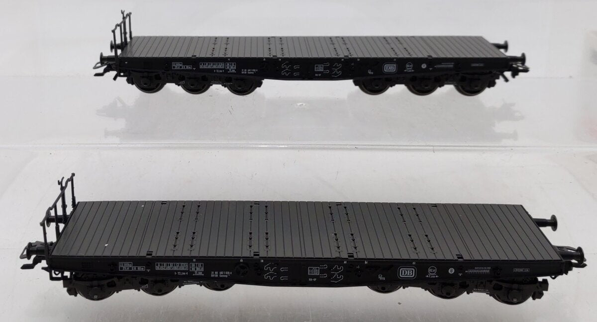 Marklin 48661 HO Scale Flatcars w/2 Bulldozers (Set of 2) LN/Box