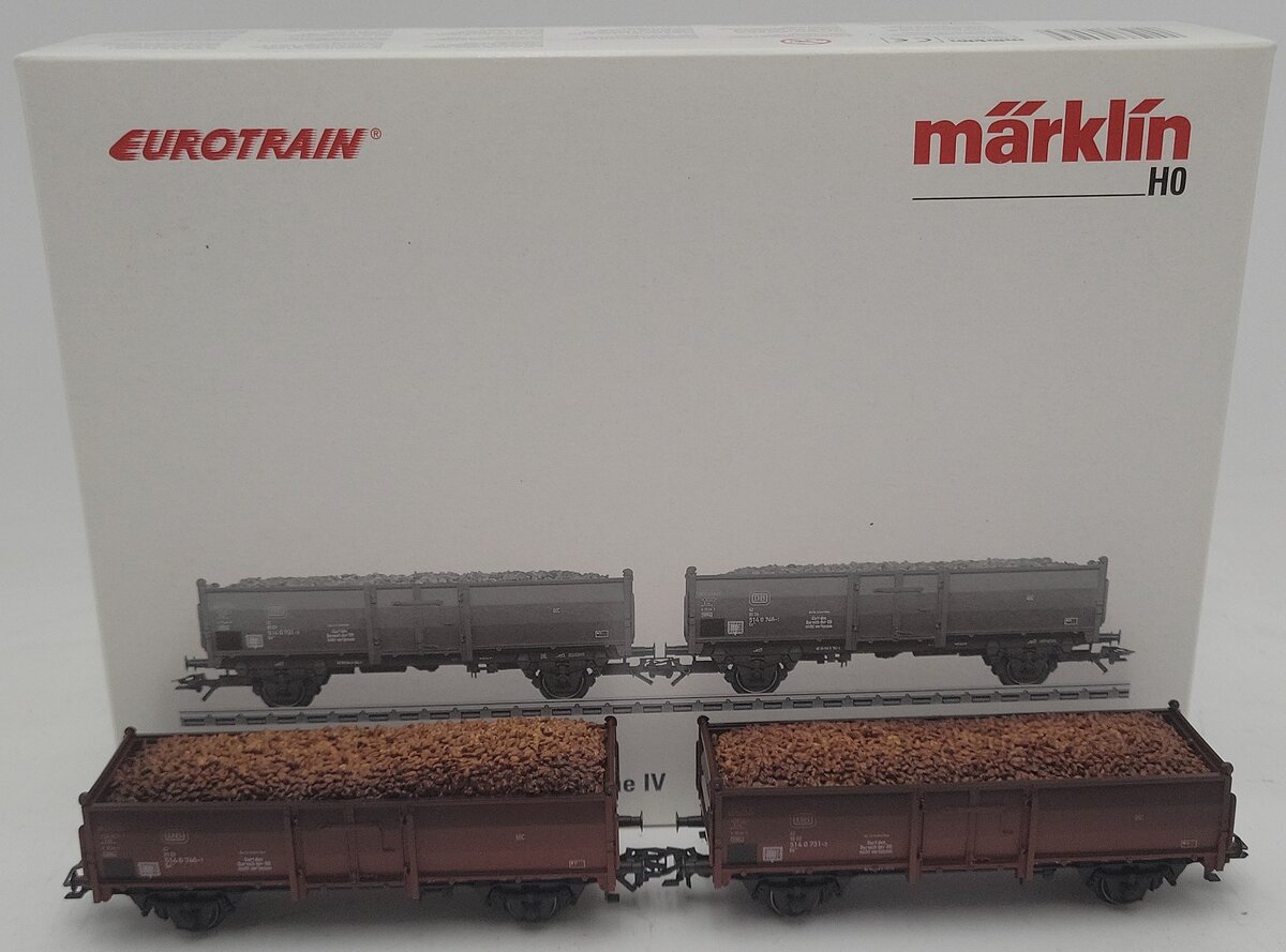 Marklin 46023 HO Scale Hopper Cars W/ Load (Set of 2) LN/Box