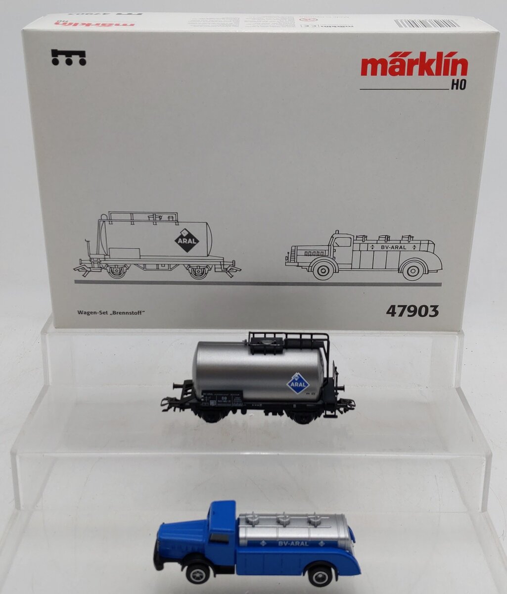 Marklin 47903 HO Scale Fuel Tank Car w/Truck Set EX/Box