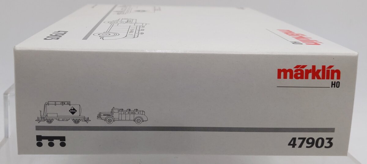 Marklin 47903 HO Scale Fuel Tank Car w/Truck Set EX/Box