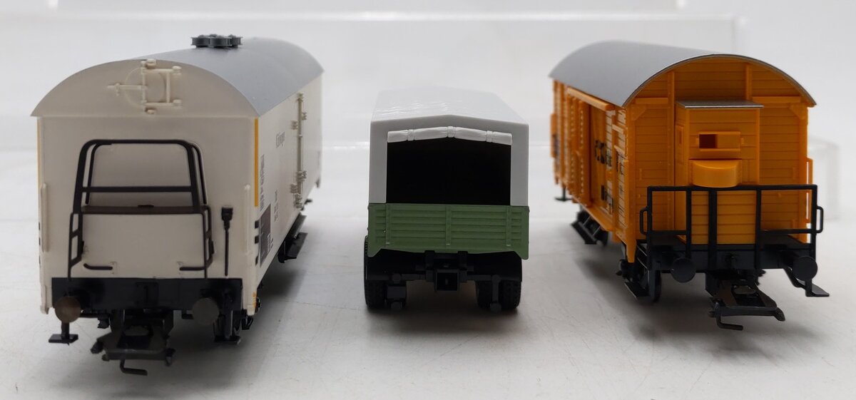 Marklin 47904 HO Scale Foodstuff‘s Car Set w/Truck EX/Box