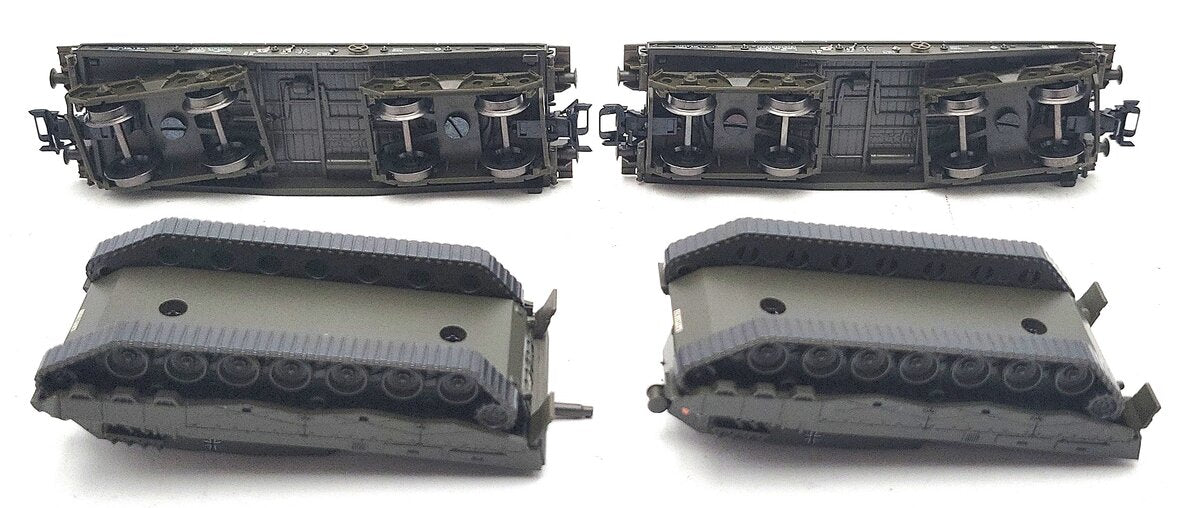 Marklin 48739 HO Scale Flat Car Set w/Tanks LN/Box