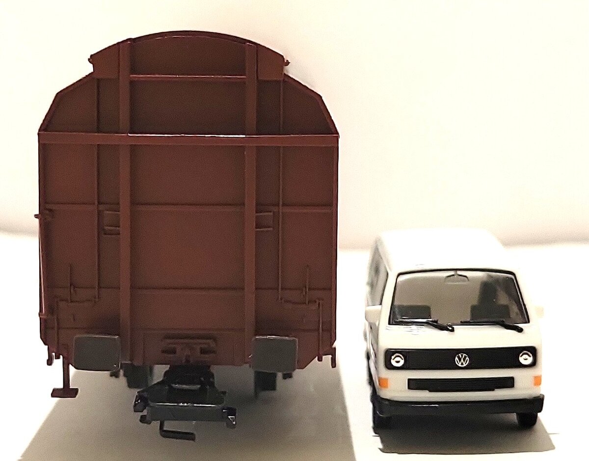 Trix 24715 HO Scale DB Museum Car Set