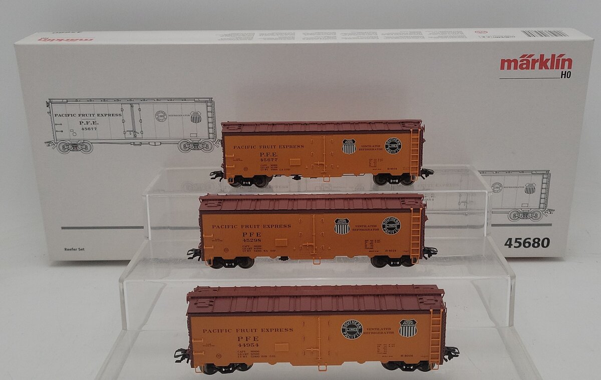Marklin 45680 HO Scale Pacific Fruit Express Reefer Set LN/Box