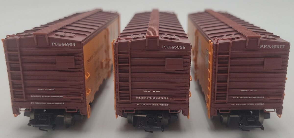 Marklin 45680 HO Scale Pacific Fruit Express Reefer Set LN/Box