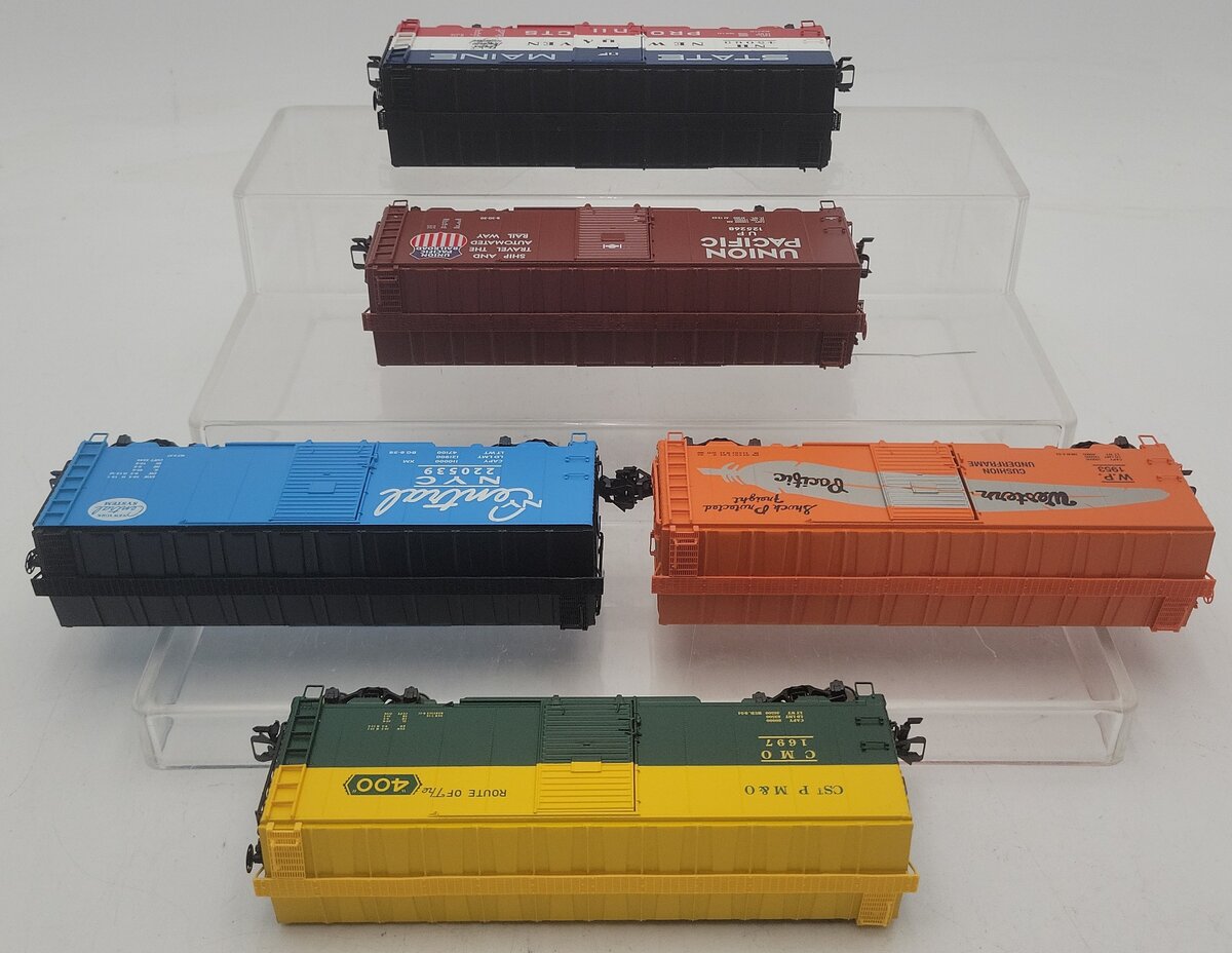 Marklin 45653 HO Scale Boxcars (Set of 5) LN/Box