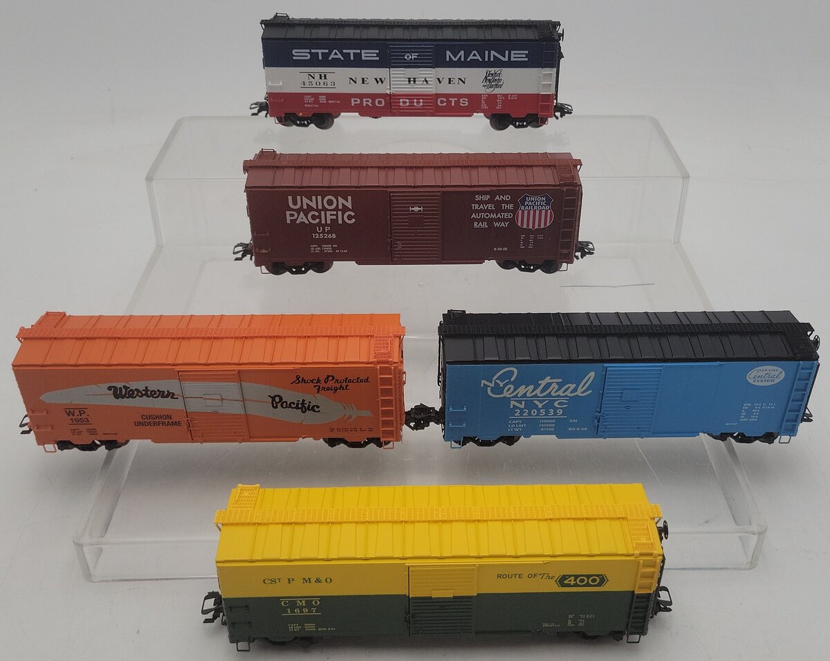 Marklin 45653 HO Scale Boxcars (Set of 5) LN/Box
