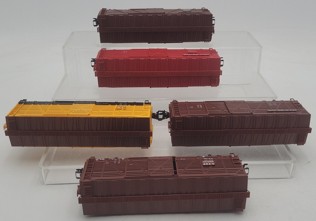 Marklin 45655 HO Scale 5-Car Stock Car Set - SP. RI, MKT, GN & ATSF LN/Box