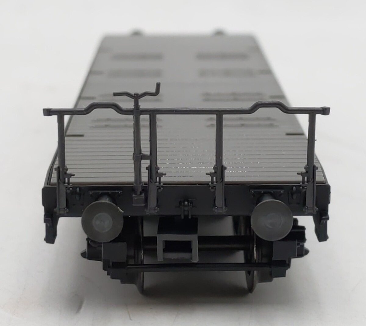 Marklin 48675 HO Scale Heavy Duty Flatcar w/ Metal Ship Shaft EX/Box