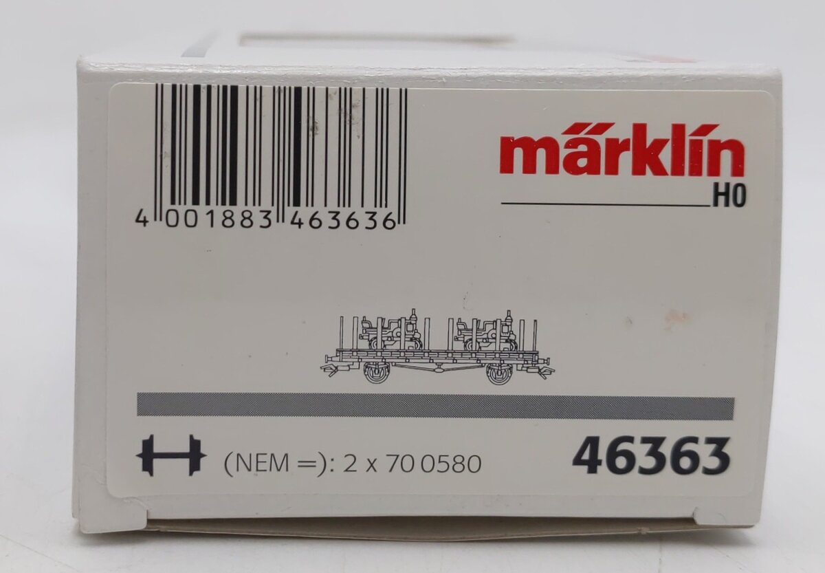 Marklin 46363 HO Scale DB German Federal Flat Car w/Stakes & Tractors EX/Box