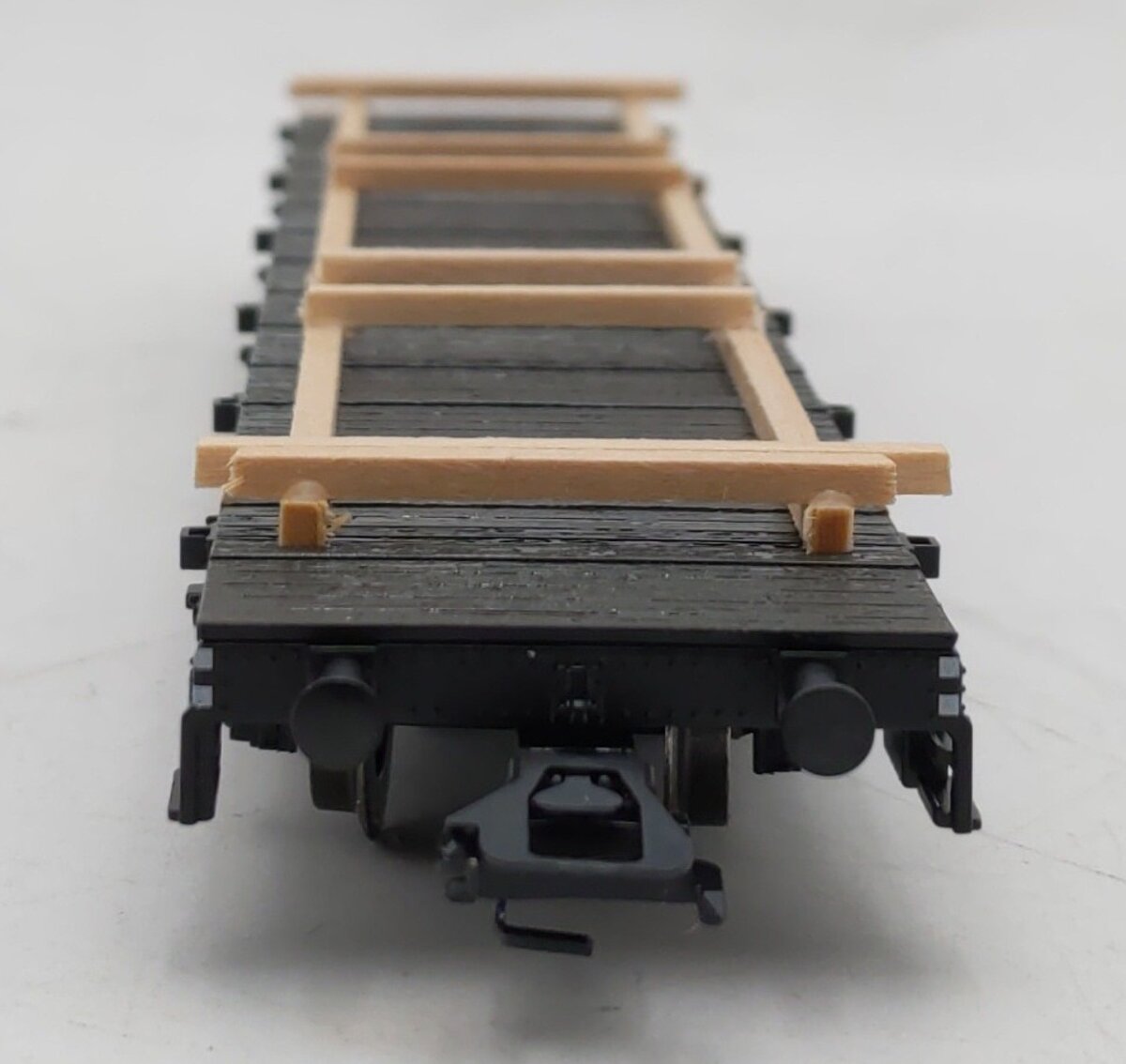 Marklin 46286 HO Scale Flatcar with 3 Vehicles EX/Box