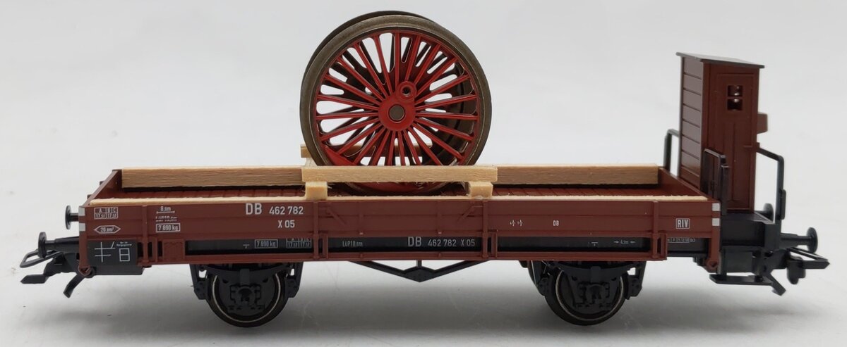 Marklin 46077 HO Scale Low Side Gondola w/Load EX/Box