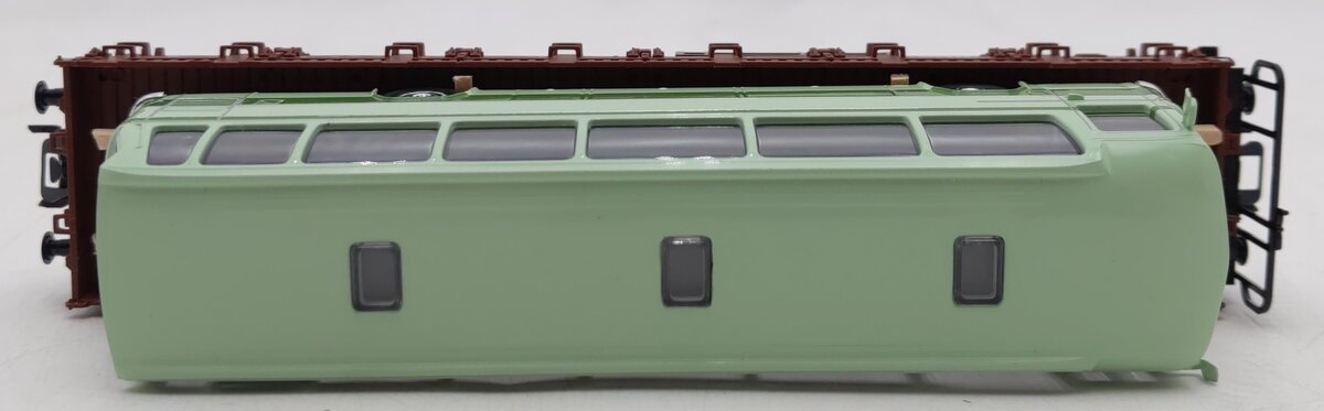 Marklin 46940 HO Scale Stake Car w/ Bus EX/Box