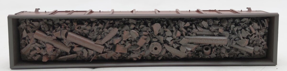 Marklin 47191 HO Scale Gondola w/Junk Load EX/Box
