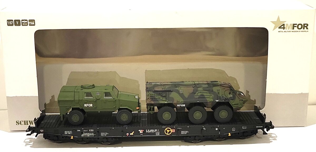 Marklin 48726 Flat w/2 KFOR Vehicles LN/Box
