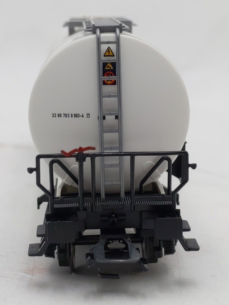 Marklin 47562 HO Scale BP Petroleum Oil Tank Car EX/Box