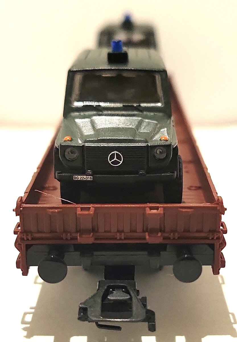 Marklin 46966 4MFOR Kls Flatcar with MB 280 G LN/Box