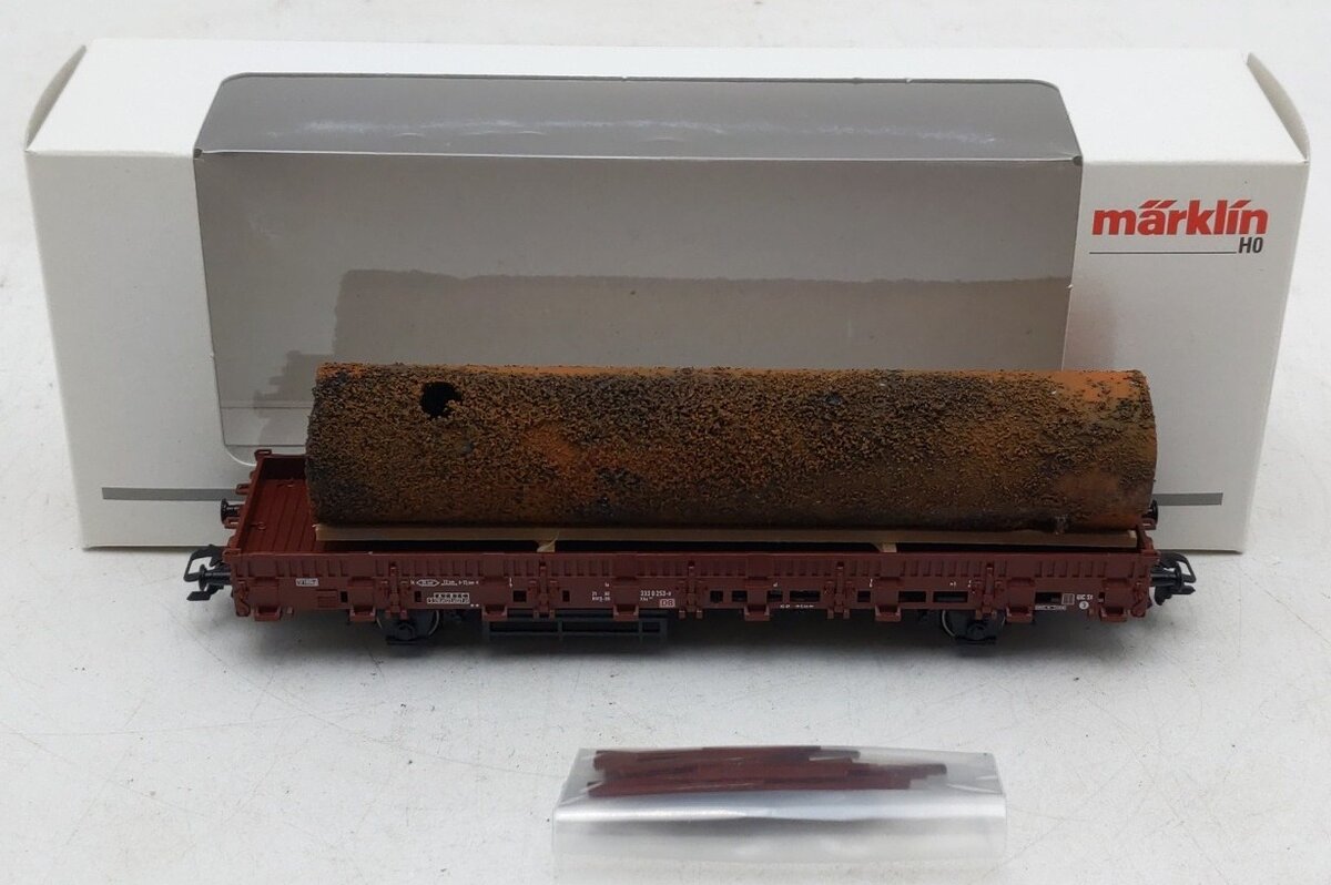 Marklin 46962 HO Scale Low Sided Gondola w/Pipe Load EX/Box