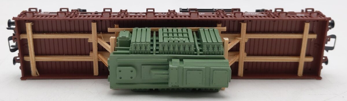 Marklin 46963 HO Scale Low Sided Gondola w/Generator EX/Box