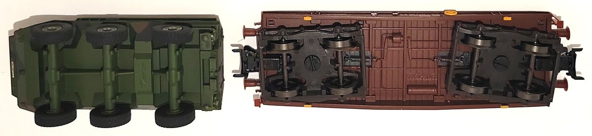 Marklin 48710 HO Scale DB Flatcar w/ Fuchs Armored Vehicle LN/Box