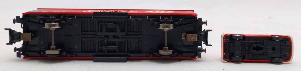 Marklin 94503 HO Scale Wollen Wulle Refrigerator Car w/VW Transporter LN/Box