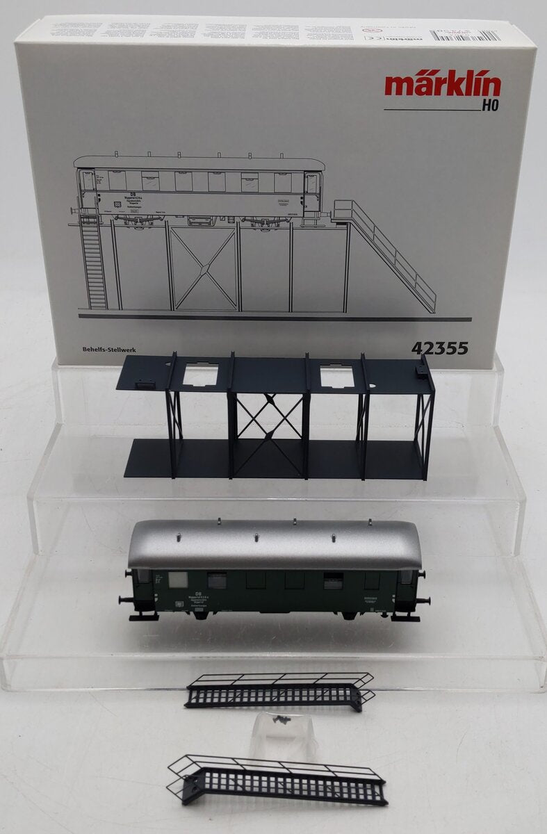 Marklin 42355 HO Scale Temporary Signal Tower LN/Box
