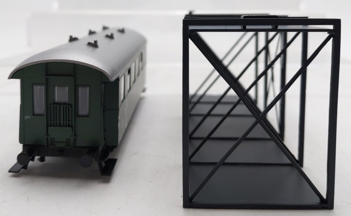 Marklin 42355 HO Scale Temporary Signal Tower LN/Box