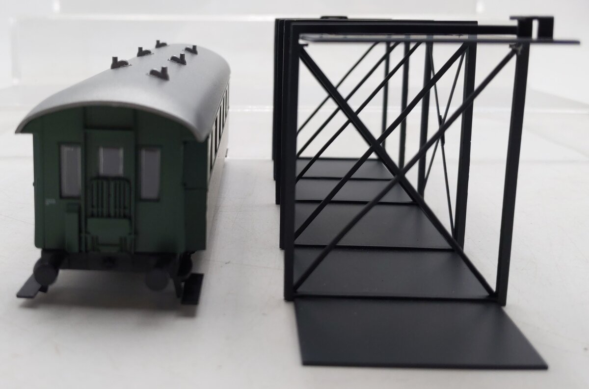 Marklin 42355 HO Scale Temporary Signal Tower LN/Box