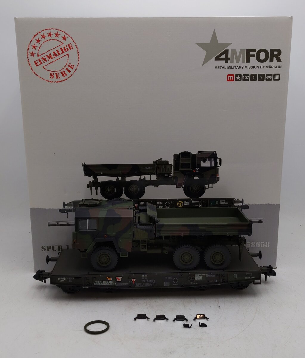 Marklin 58658 1 Gauge Military Truck Flatcar LN/Box