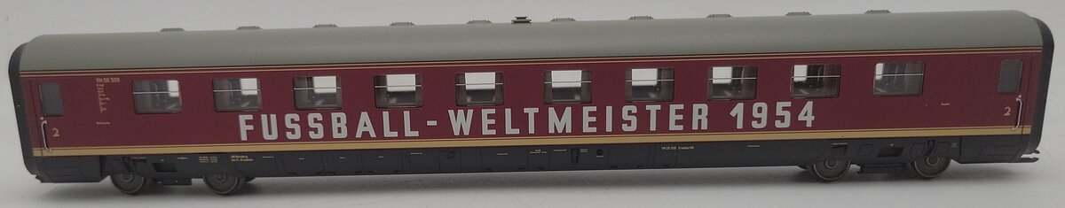 Marklin 42080 HO 1954 Fussball-Weltmeister Intermediate Car for VT 08.5 LN/Box