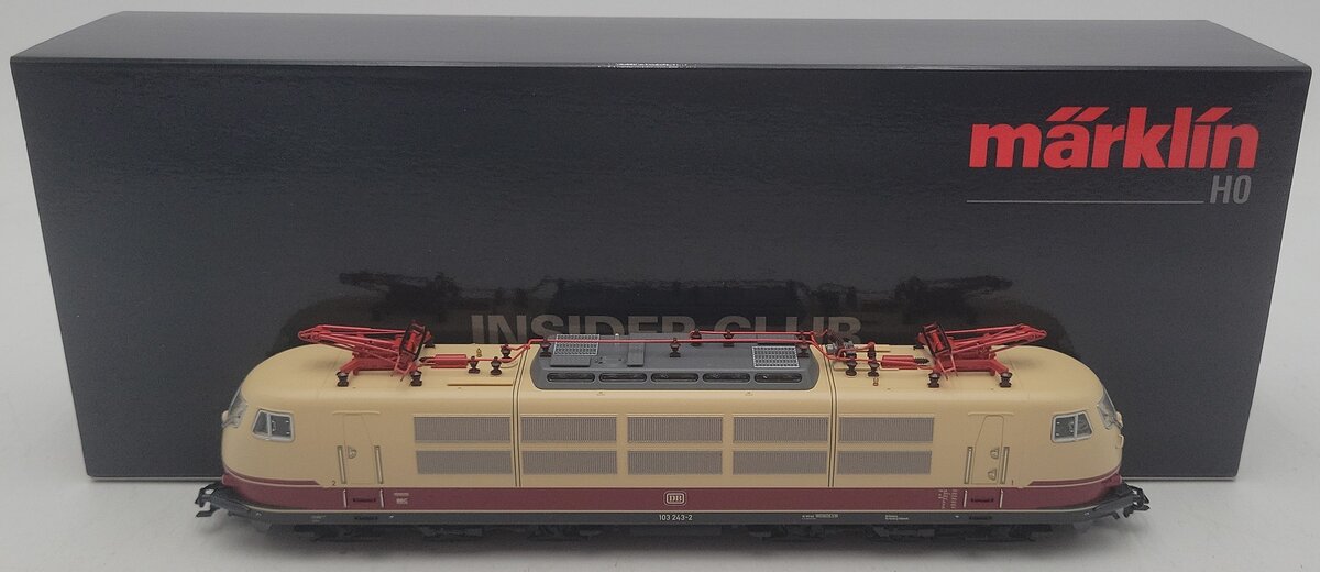Marklin 39170 HO Scale Electric Locomotive BR 103.1 LN/Box