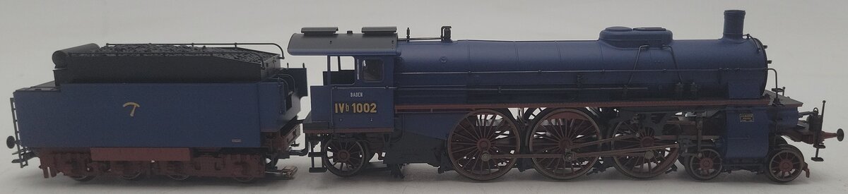 Marklin 39021 HO Scale Steam Locomotive & Tender LN/Box