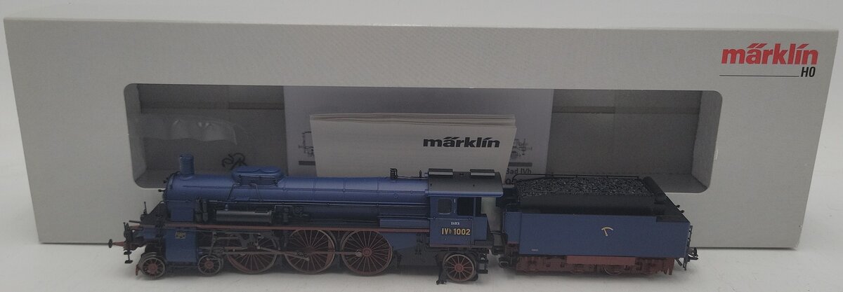 Marklin 39021 HO Scale Steam Locomotive & Tender LN/Box