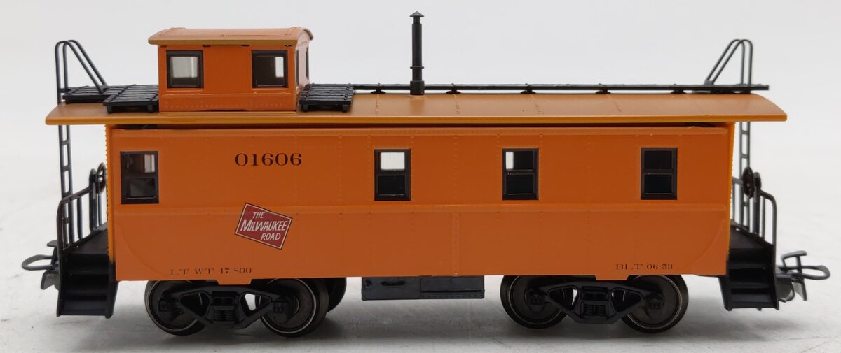 Marklin 45704 HO Scale Milwaukee Road Caboose EX/Box