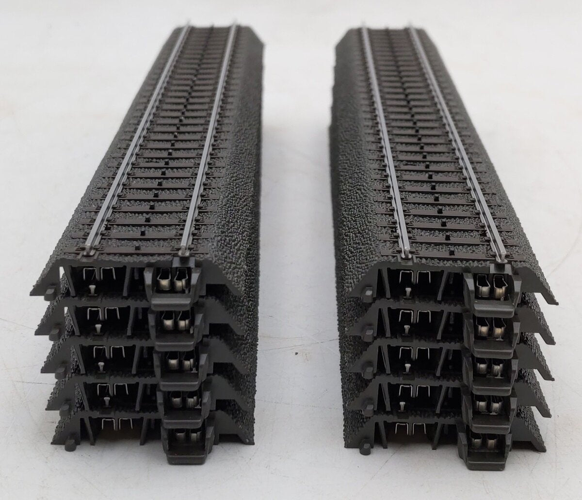 Marklin 24236 HO Scale 9-5/16" C Straight Track Sections (10) EX