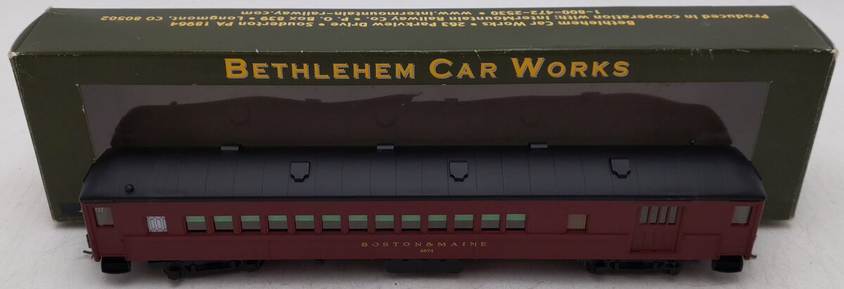 The Bethlehem Car Works BCW5221-04 HO Boston & Maine Combine Passenger Car #3674 EX/Box