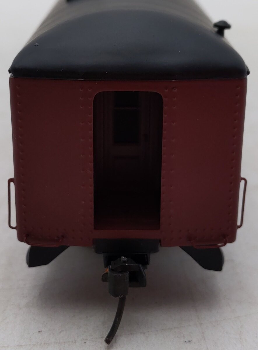 The Bethlehem Car Works BCW5211-02 HO Scale Boston & Maine Passenger Coach #1480 EX/Box