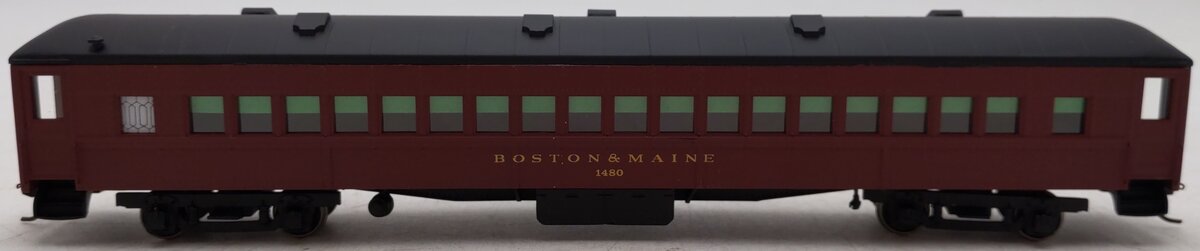 The Bethlehem Car Works BCW5211-02 HO Scale Boston & Maine Passenger Coach #1480 EX/Box