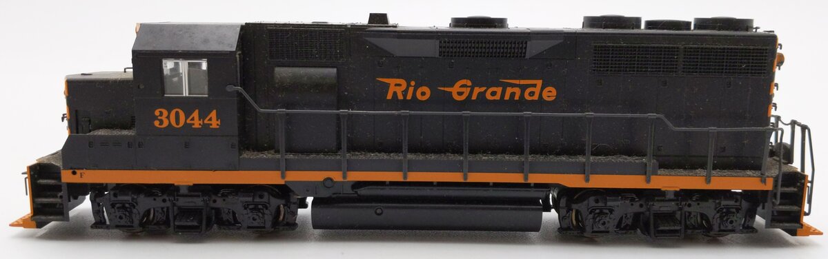 Kato 37-04A HO Scale Denver & Rio Grande GP35 Phase IB Diesel Locomotive #3044 EX