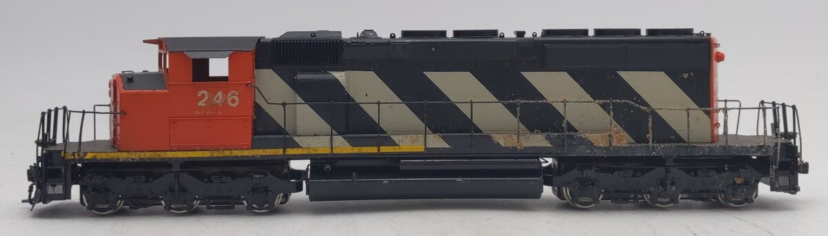 Alco Models BRASS CNR SD40 EMD Diesel Locomotive #246 - Painted/Box