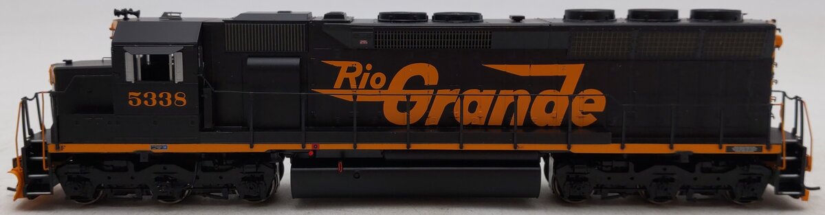Athearn 98026 HO Scale Rio Grande SD45 Diesel Locomotive #5338 EX/Box