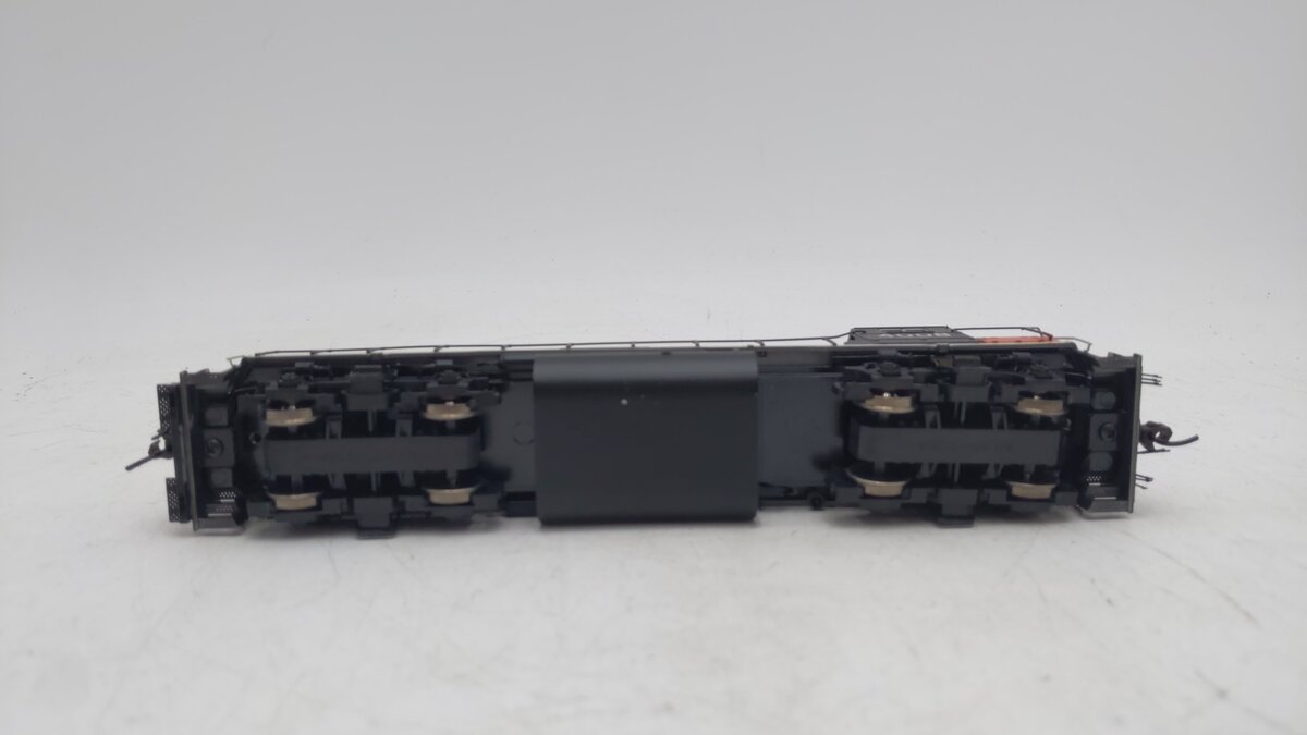 Atlas 8905 HO Scale Canadian National GP-40 Diesel Locomotive #4008 EX/Box
