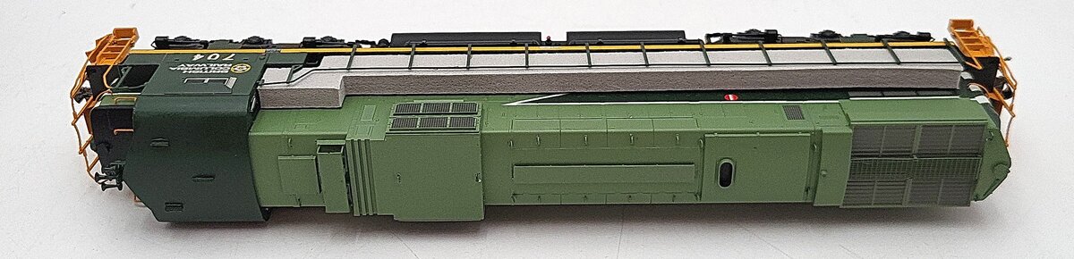 Bowser 23448 HO Scale British Columbia Railway Diesel Locomotive #704 w/ Sound LN/Box