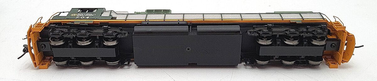 Bowser 23448 HO Scale British Columbia Railway Diesel Locomotive #704 w/ Sound LN/Box