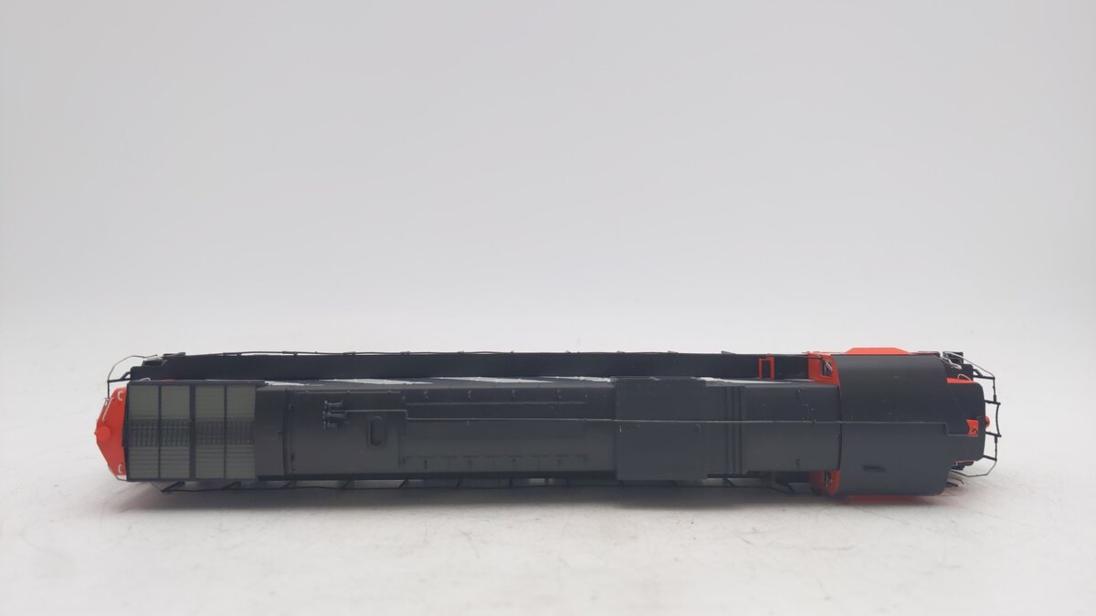 Bowser 23740 HO CB&CNS C-630M Diesel Locomotive with DCC & Sound #2028 EX/Box