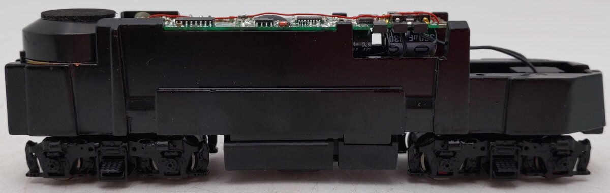 Athearn G33003 HO Black EMD A-Unit F-Series Mechanism with Sound EX/Box