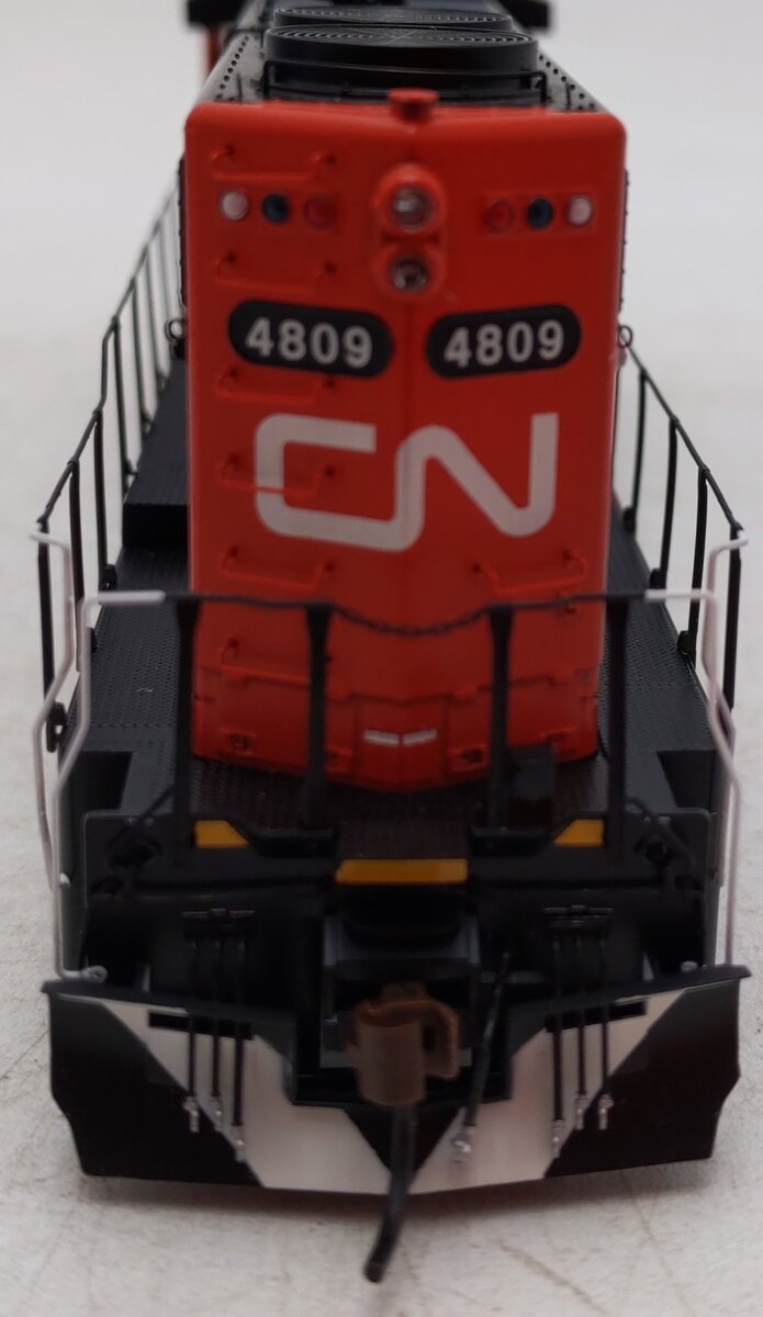 Athearn G40503 HO Scale Canadian National EMD GP38-2W Diesel Locomotive #4809 EX/Box