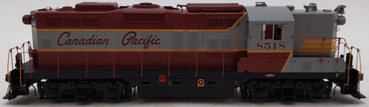 Athearn ATHG62593 HO Scale Canadian Pacific Diesel Locomotive #8518 w/ Sound EX/Box