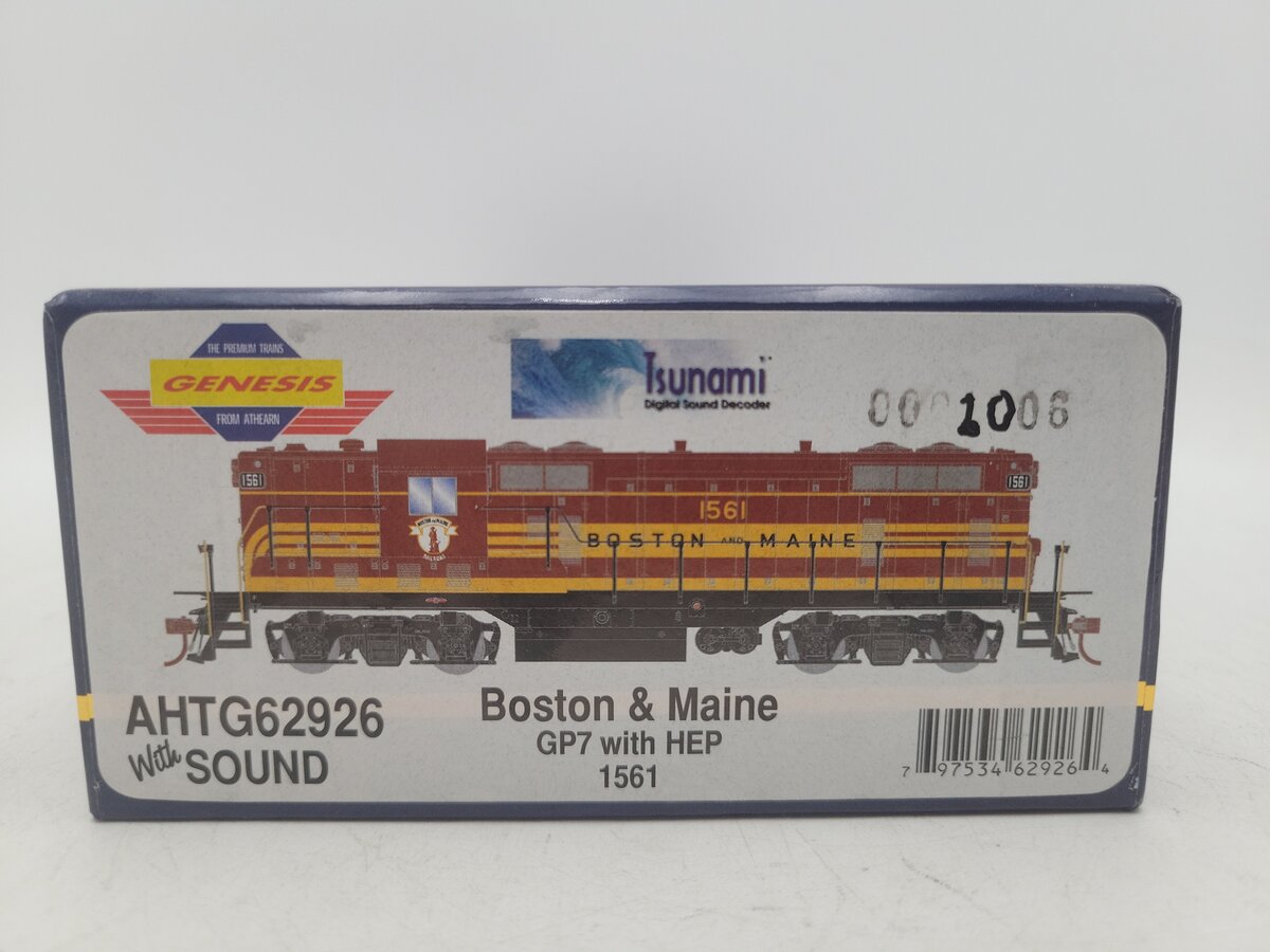 Athearn G62926 HO Boston and Maine GP7 with Hep, with DCC & Sound #1561 EX/Box