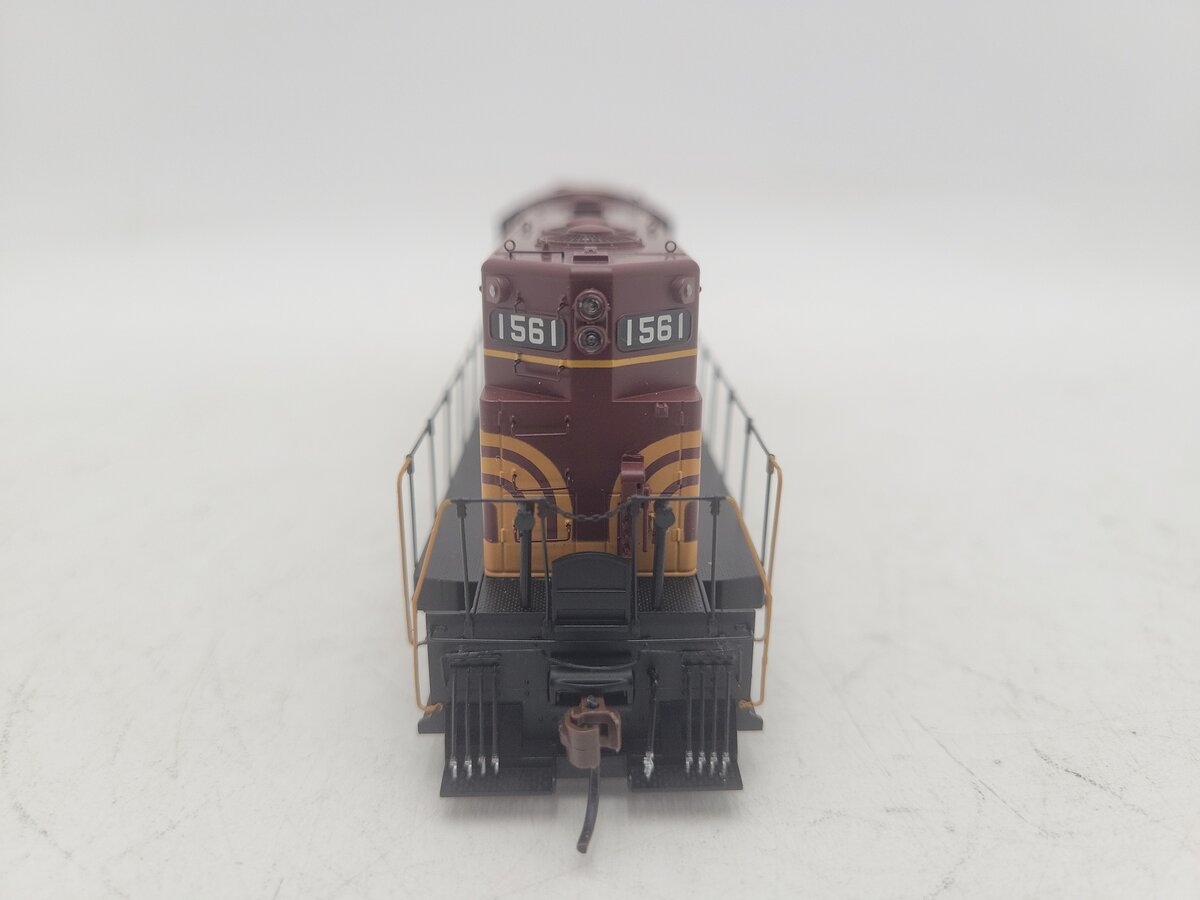 Athearn G62926 HO Boston and Maine GP7 with Hep, with DCC & Sound #1561 EX/Box